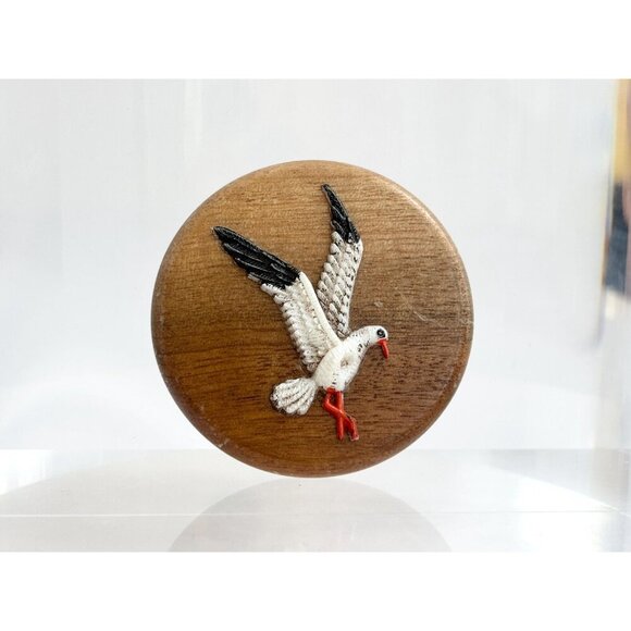 Seagull Figural Hand Painted Circular Shaped Solid Wood Vintage Brooch Pin - Picture 2 of 10